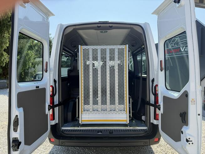Renault Master 9-osobowy średniak L2H2 inwalida rampa stopień klima Warszawa - zdjęcie 5