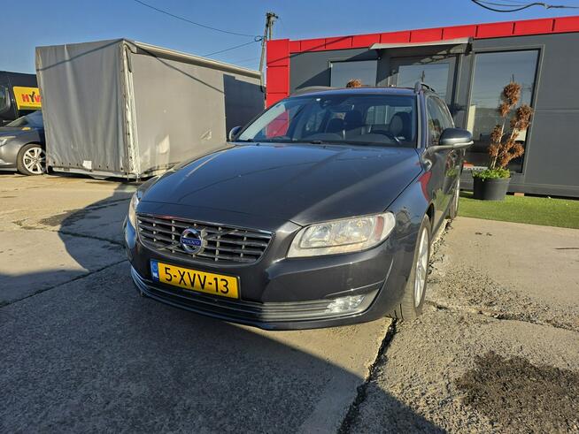 Volvo V70 181 KM  2015 navi ,1 właściciel,bez wkładu Kraków - zdjęcie 1