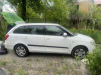 Sprzedam uszkodzoną Skodę Fabię 2 kombi