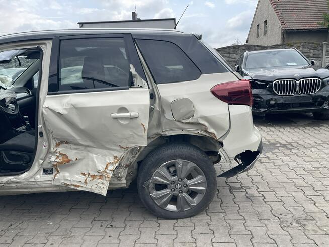 Suzuki Vitara Salon PL SHVS Kamera Podgrzewanie Aktywny temp. Gliwice - zdjęcie 6