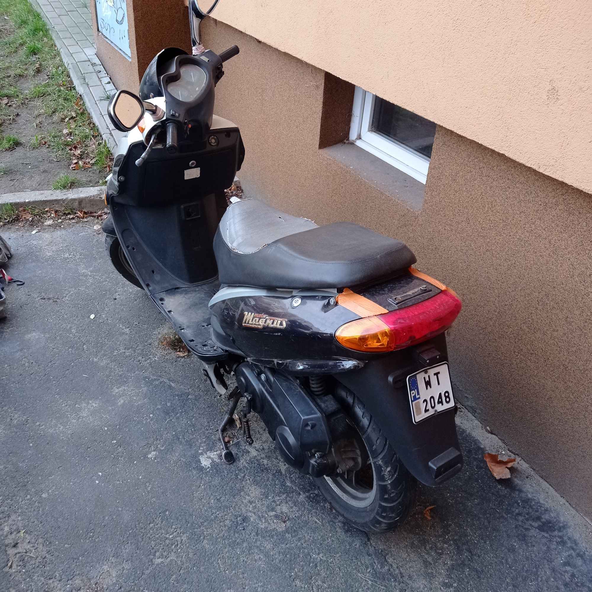 Syndyk sprzeda skuter uszkodzony Wola - zdjęcie 2