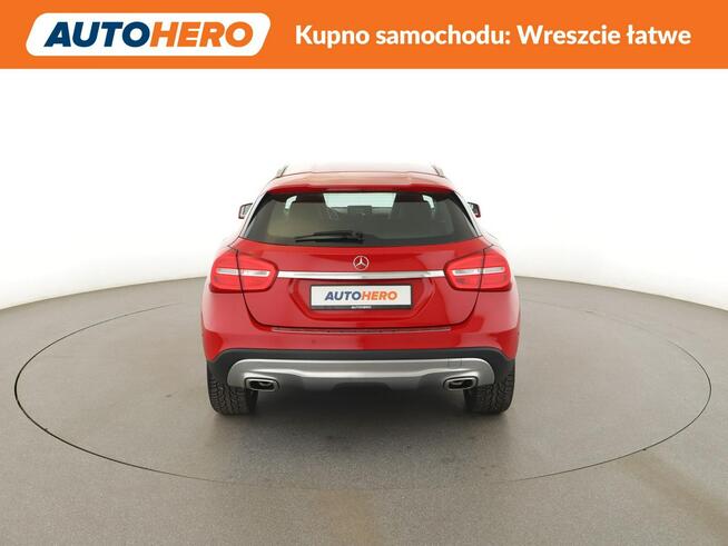 Mercedes GLA 180 automat półskóra navi PDC grzane fotele tempomat Warszawa - zdjęcie 6