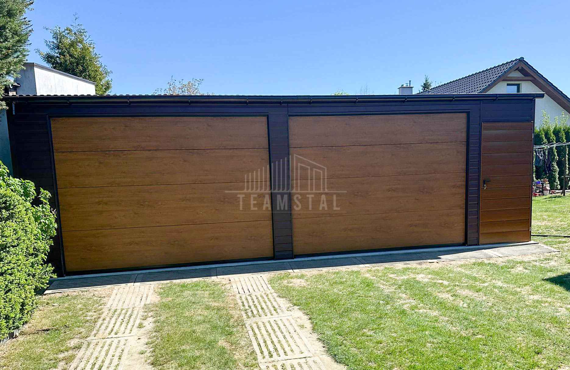Garaż blaszany 8x6m - 2x brama drzwi drewnopodobny dach rynna TS1121 Grudziądz - zdjęcie 2