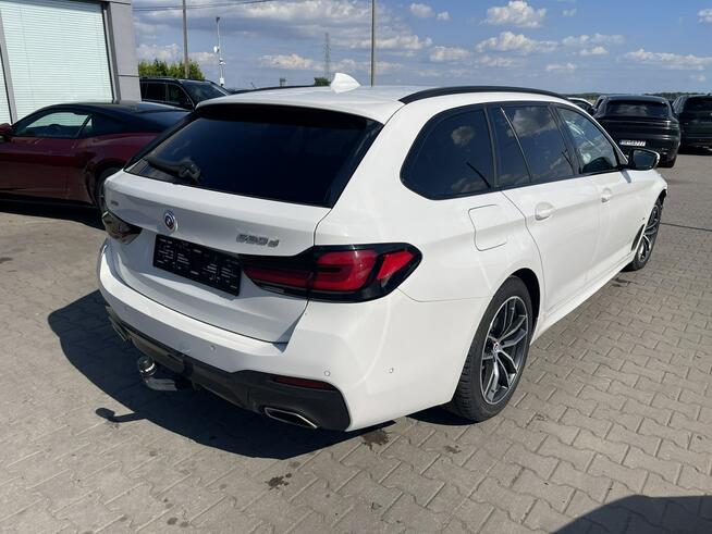 BMW 520 Mpakiet XDrive mHEV Skóra Kamera Pamięć Panorama HAK 190KM Gliwice - zdjęcie 3