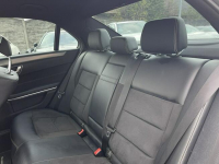 Mercedes E 250 AMG Line 4Matic Skóra Automat Kamera Podgrzewanie HAK Gliwice - zdjęcie 11