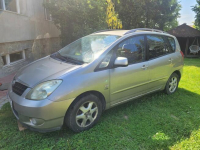 Toyota corolla verso 2003