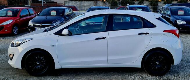 Hyundai i30 Pedantyczny Stan! Prywatnie! Niski przebieg! Zamiana też! Zduńska Wola - zdjęcie 2