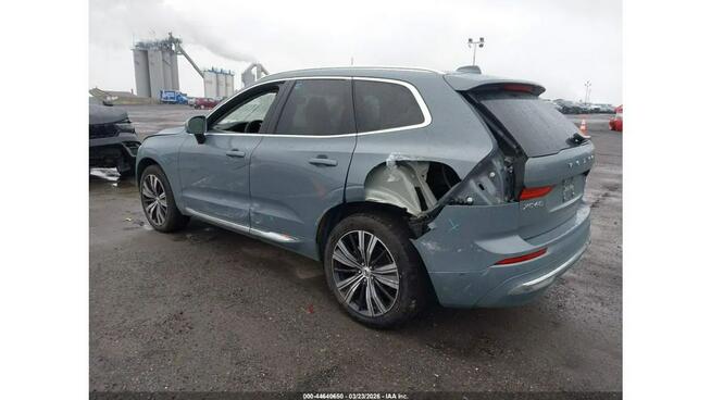 Volvo XC 60 / 4x4 / bogata wersja / niski przebieg / Tarnów - zdjęcie 9