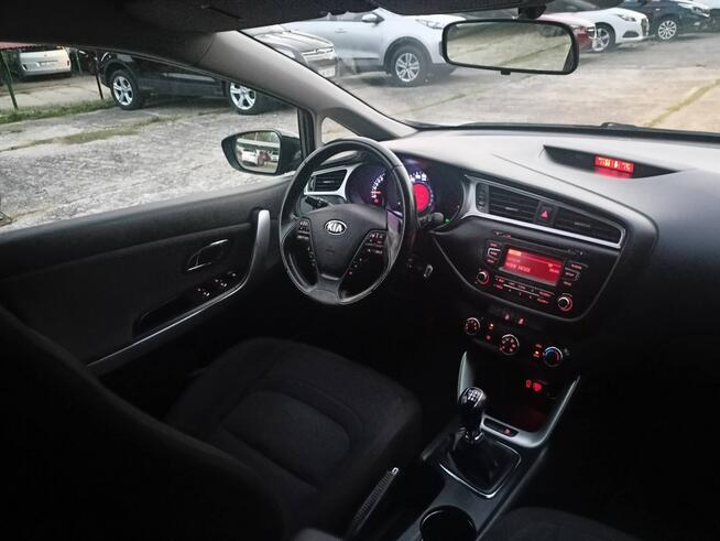 Kia Cee'd pierwszy właściciel, niski przebieg Tomaszów Mazowiecki - zdjęcie 2