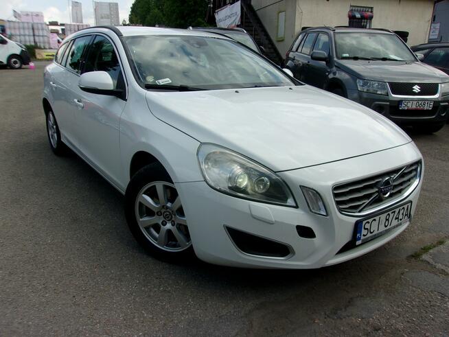 V60 2.0 D3 Momentum Cieszyn - zdjęcie 4