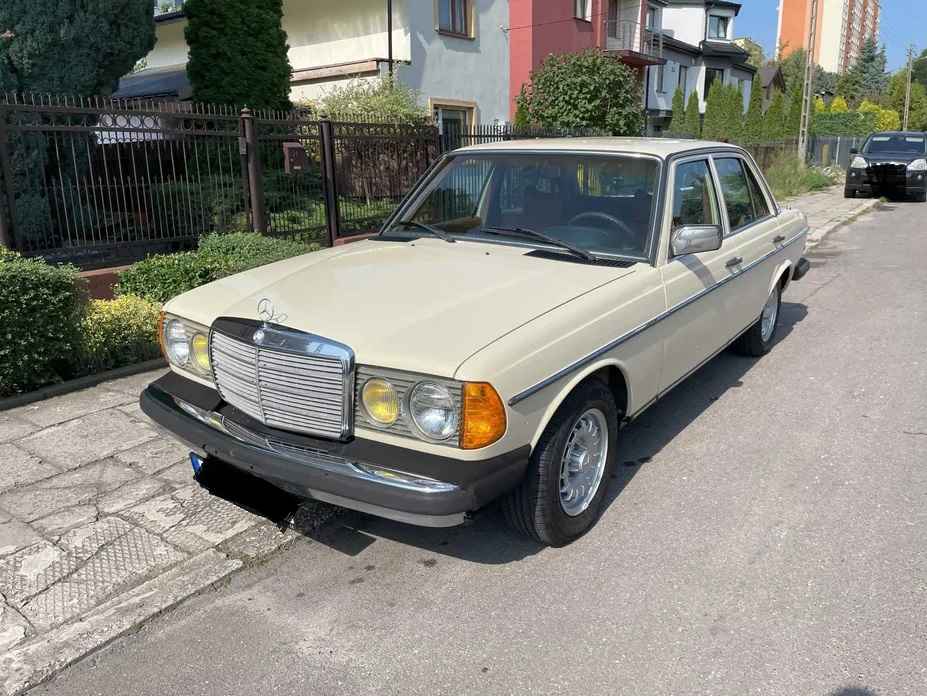 Legenda - Mercedes W123 300D — Klasyk w Idealnym Stanie! Dla Konesera Radom - zdjęcie 1