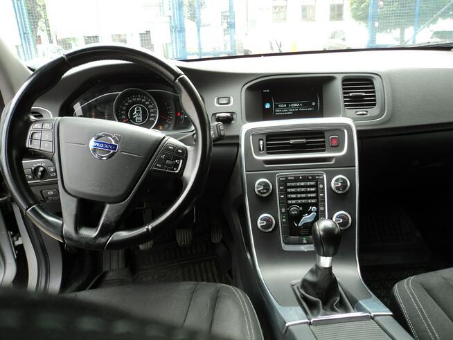 sprzedam ładne VOLVO V60 1.6 B 150KM STAN WZOROWY POLECAM Lublin - zdjęcie 8