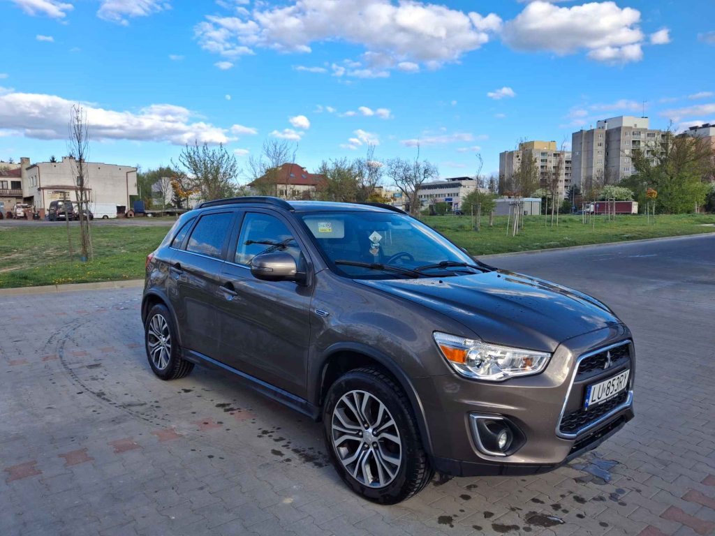 Sprzedam Mitsubishi ASX 1.6 benzyna 116 KM  2016r Zamość - zdjęcie 3