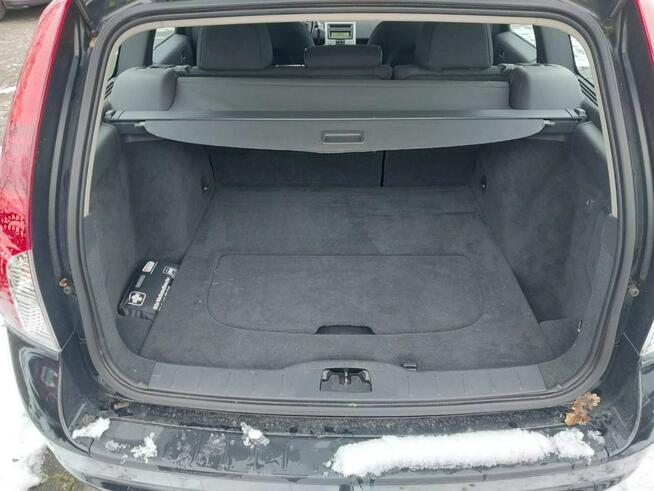 Volvo V50 Kinetic 2.0D 136km XENON navi HAK serwis BEZWYPADKOWY 2010 Tychy - zdjęcie 10