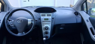 Sprzedam Toyota Yaris 1,3 Sława - zdjęcie 4