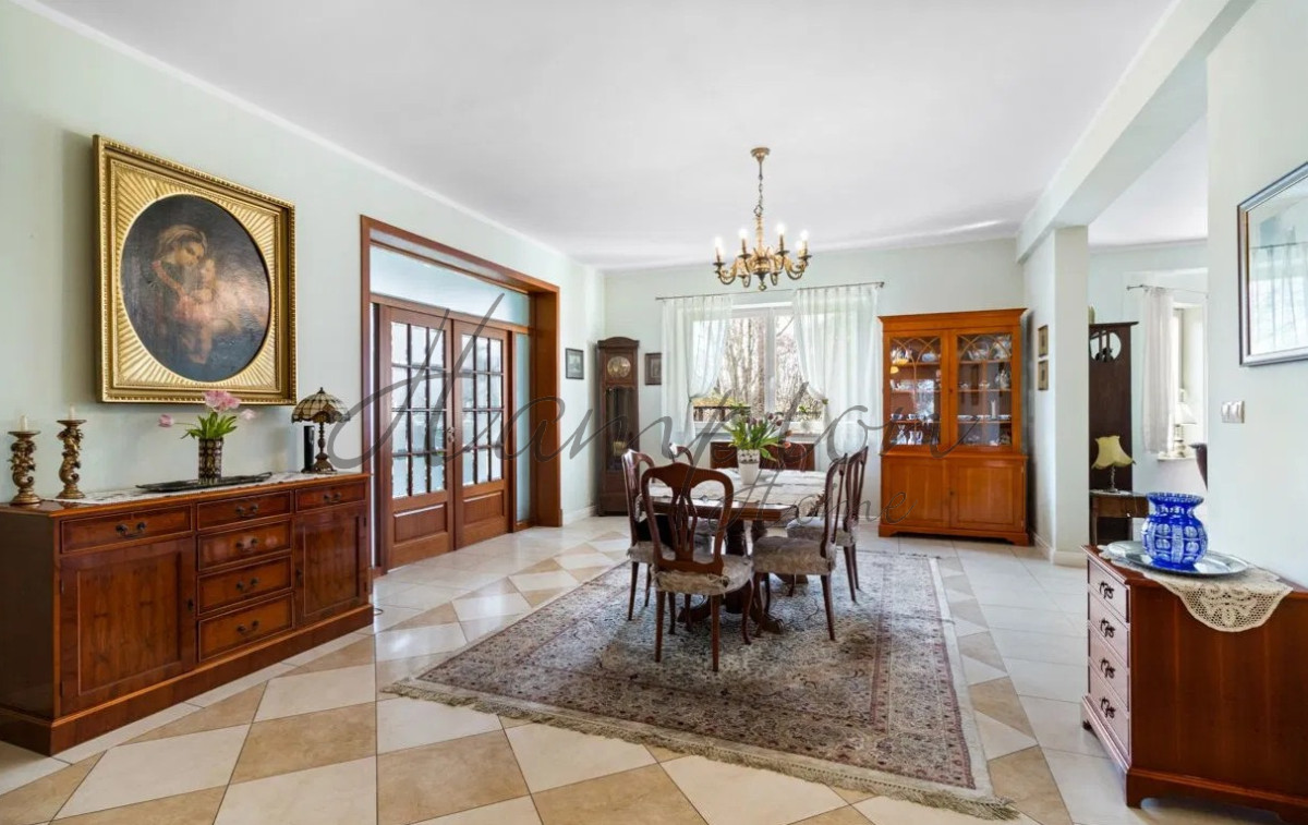 Z potencjałem dom, 4400 działka, duży garaż Strzeniówka - zdjęcie 7