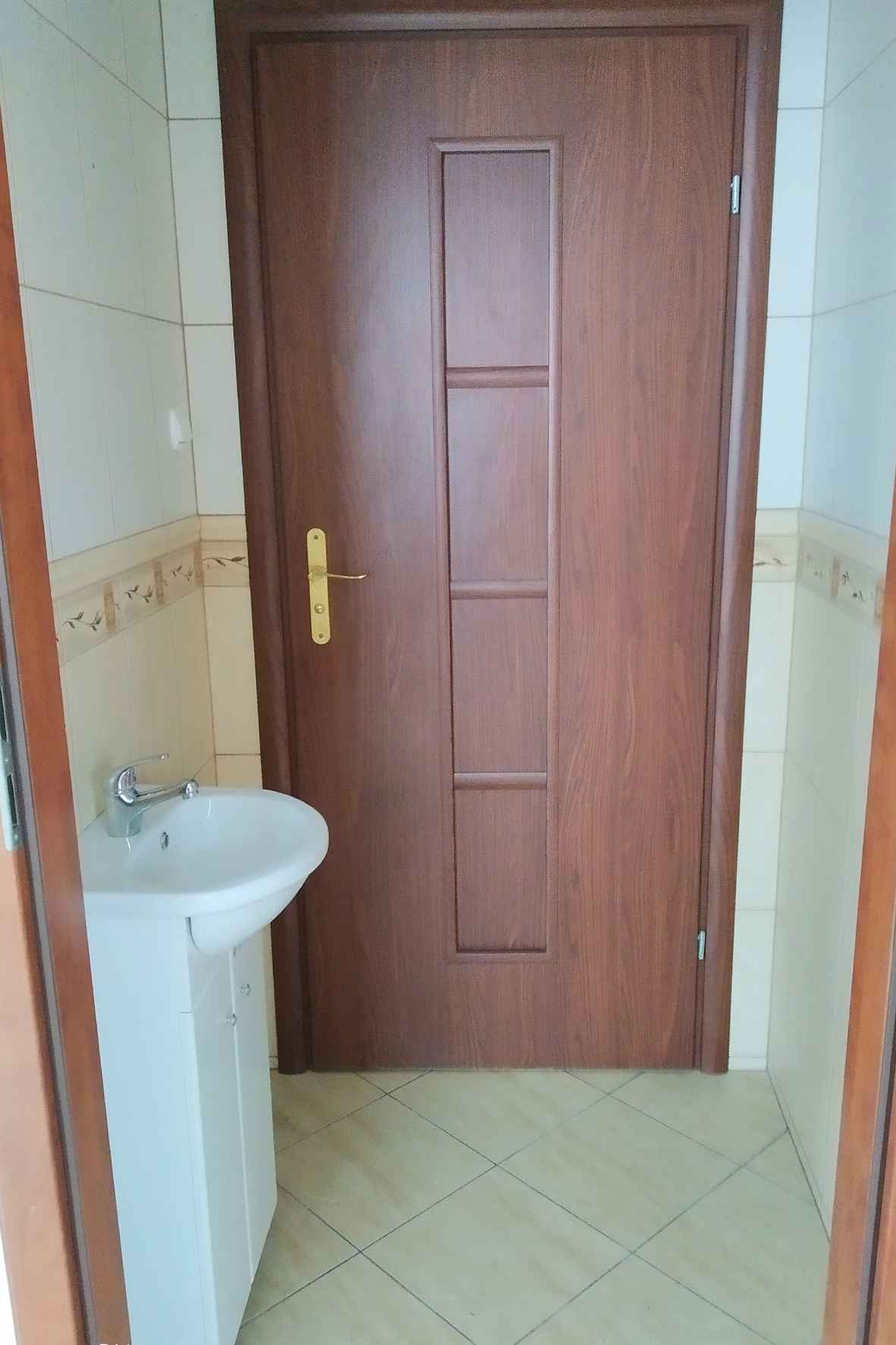 Wynajmę lub sprzedam ładny lokal dobry punkt w Słupcy TANIO Słupca - zdjęcie 3