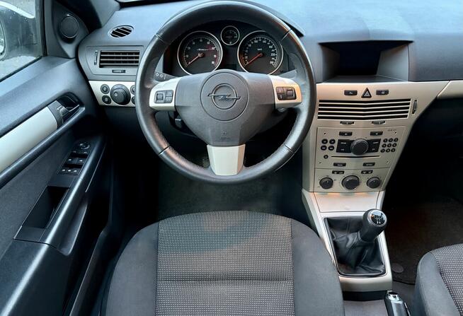 Opel Astra CC - COUPE-CABRIO - tylko 103 tyś km ORYGINAŁ Legionowo - zdjęcie 9