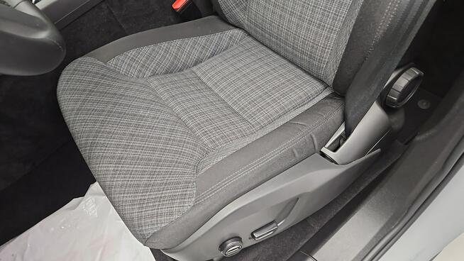 Volvo XC 60 B4 B Core aut ! Z Polskiego Salonu ! Faktura Vat ! Warszawa - zdjęcie 12