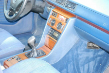Mercedes Benz W124 2.2 benzyna 150 KM Świlcza - zdjęcie 8