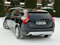 Volvo V60 R-Design 2.0d D4 163KM 5 cylindrowy ! Manual ! Super Stan ! Zwoleń - zdjęcie 2