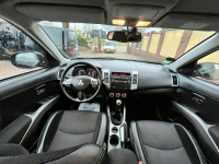 Outlander 2,0 benzyna Bezwypadkowy dwa x alu koła Słupsk - zdjęcie 9