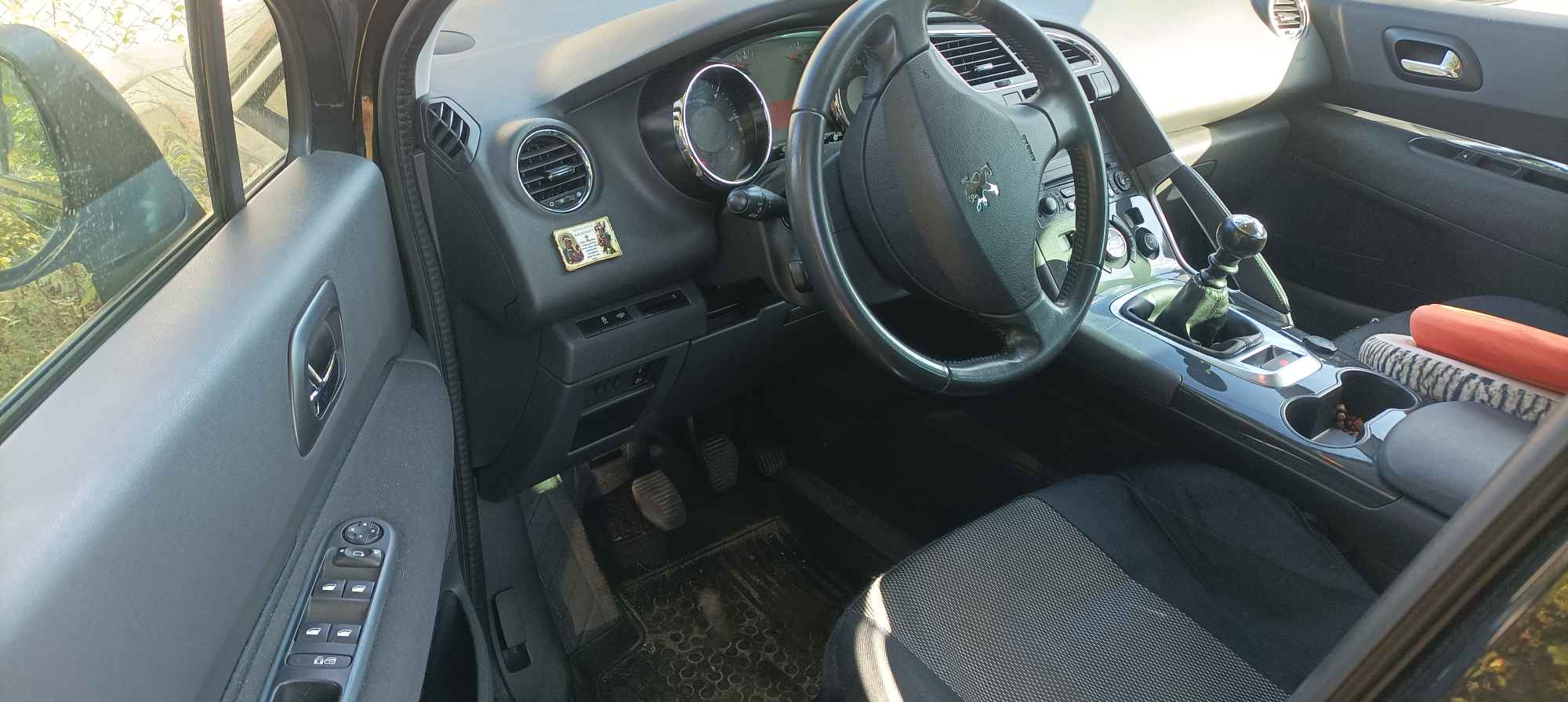 Sprzedam samochod Śródmieście - zdjęcie 2