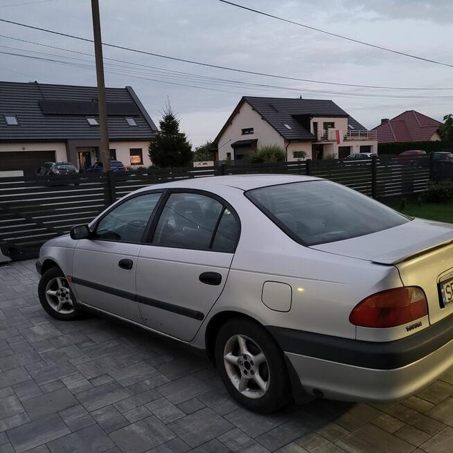 Sprzedam TOYOTA AVENSIS Żory - zdjęcie 1