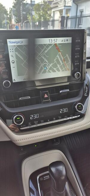 Sprzedam Toyota Corolla sedan hybryda Białołęka - zdjęcie 7