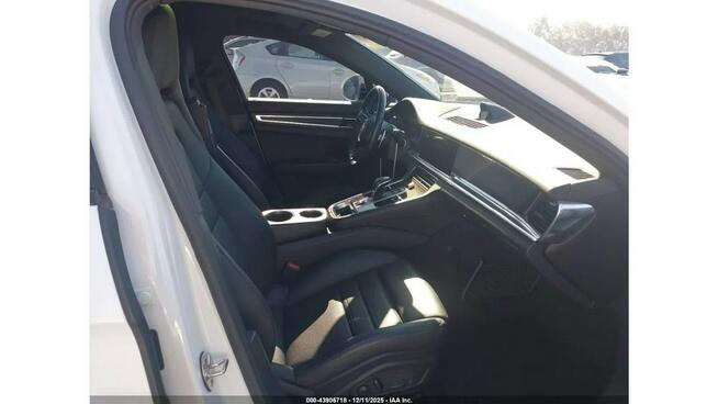 Porsche Panamera / PLUG-IN / 4x4 / bogate wyposażenie / Tarnów - zdjęcie 11