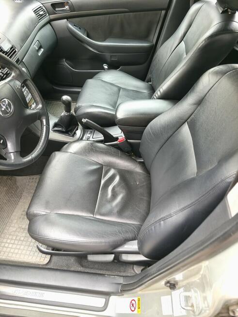 Toyota Avensis 1,8 benzyna 2006r. Bogato wyposażona Myślibórz - zdjęcie 10