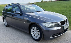 BMW 318i - całe ORYGINAŁ LAKIER - udokumentowany przebieg Legionowo - zdjęcie 2