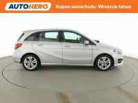 Mercedes B 180 automat full LED navi klima czujniki parkowania Warszawa - zdjęcie 9