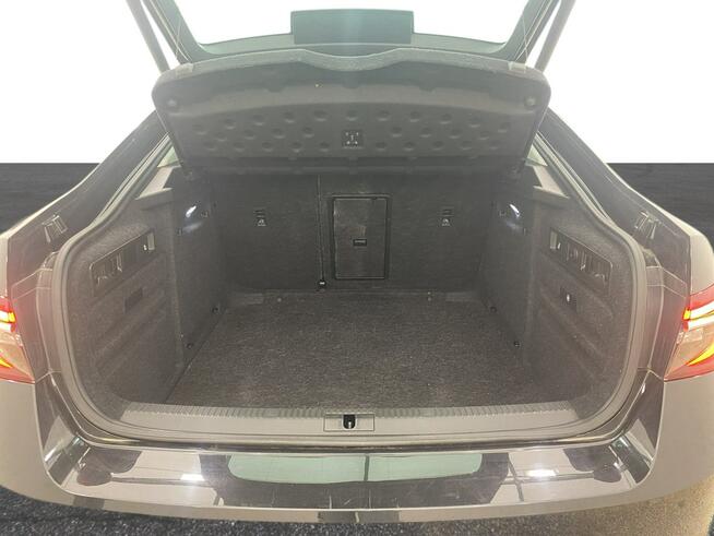 Skoda Superb 2.0 TDI SCR STYLE DSG Warszawa - zdjęcie 11