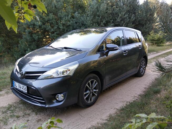 Toyota Verso 1.6 Diesel Klima Kamera Cofania Tempomat Panora Kłobuck - zdjęcie 4