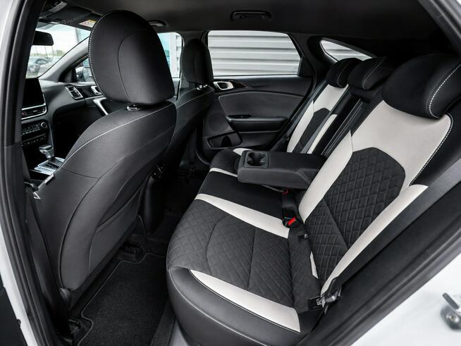 Kia Pro Cee'd Sadlno - zdjęcie 11