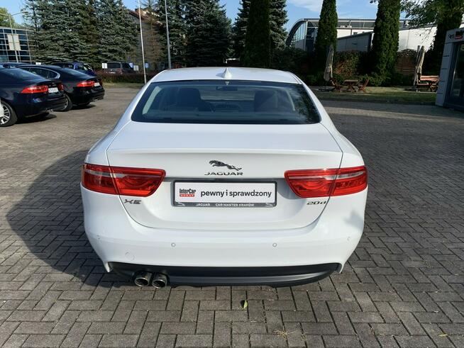 Jaguar XE 2.0d 180 KM Kraków - zdjęcie 7