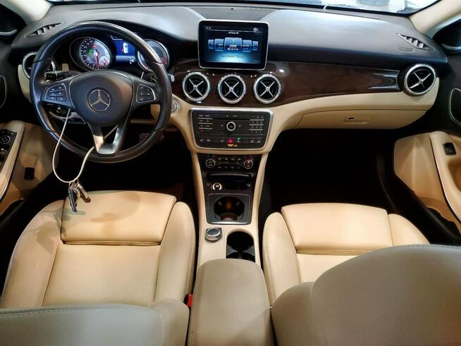 Mercedes GLA 250 4Matic / pakiet AMG / niski przebieg Chwaszczyno - zdjęcie 8