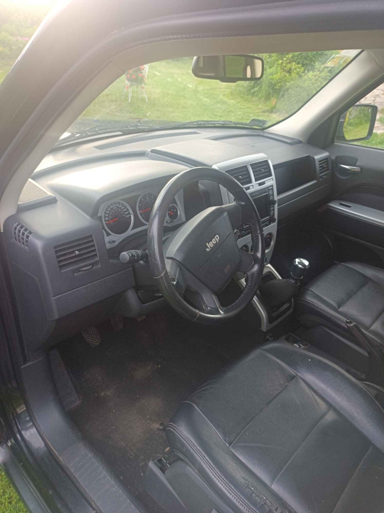 Jeep Patriot 2008 rok - zadbany ! Stara Morawa - zdjęcie 3