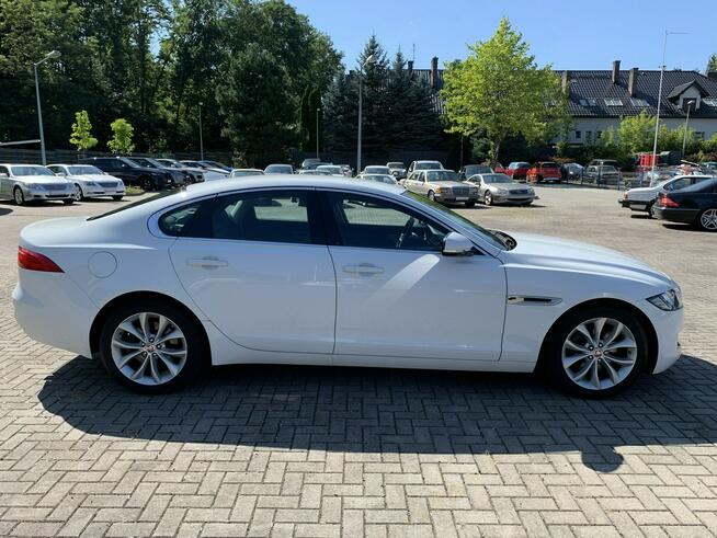 Jaguar XF 2.0d 241 KM Kraków - zdjęcie 4