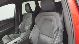 Volvo XC 60 B4 B R-Design aut ! Z Polskiego Salonu ! Faktura Vat ! Warszawa - zdjęcie 11