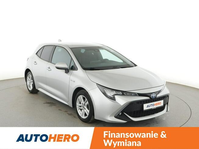 Toyota Corolla hybryda navi PDC-kamera klima-auto ACC hak Warszawa - zdjęcie 10