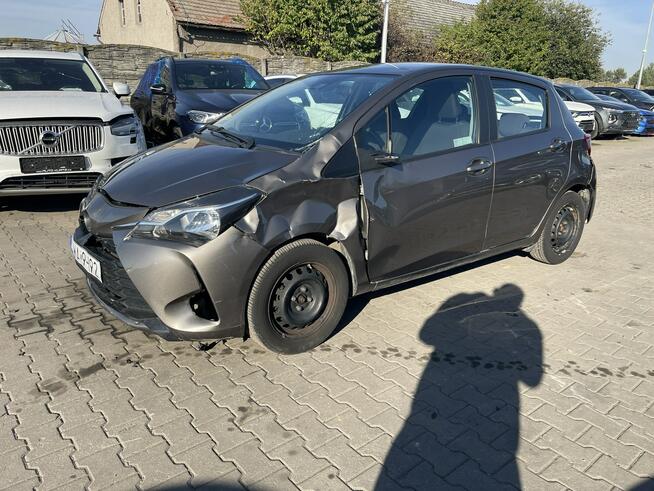 Toyota Yaris Salon PL Klimatyzacja Czujniki park. Gliwice - zdjęcie 3