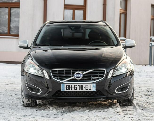 Volvo V60 R-Design 2.0d D4 163KM 5 cylindrowy ! Manual ! Super Stan ! Zwoleń - zdjęcie 10