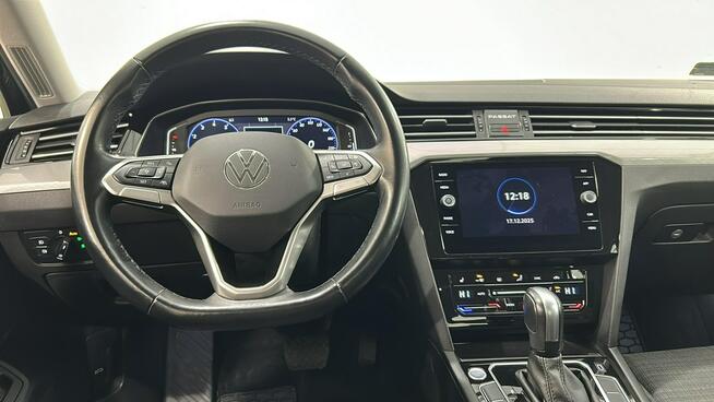 Volkswagen Passat 1.5 TSI EVO Bussines DSG sedan Warszawa - zdjęcie 9