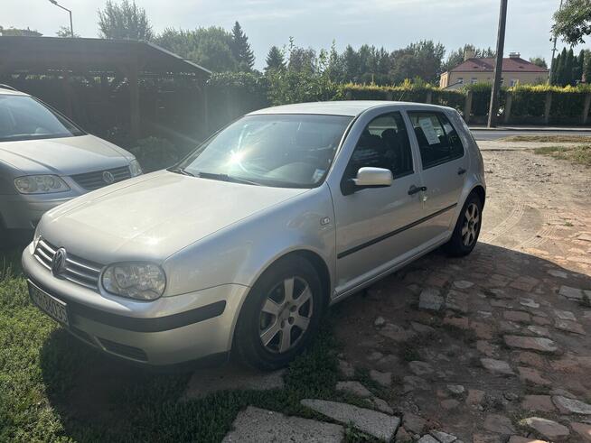 Sprzedam Volkswagen golf z gazem 2002 r Przemyśl - zdjęcie 2