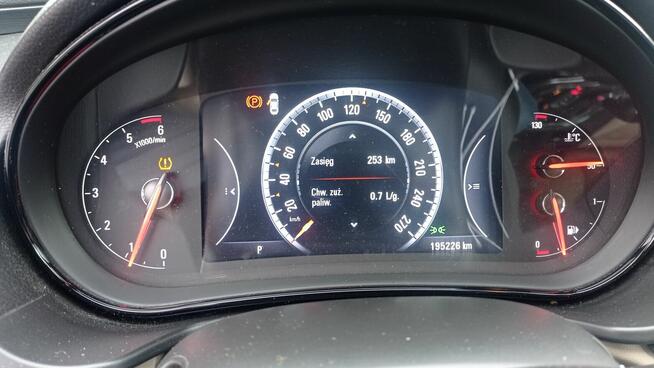 ZAMIANA OPEL INSIGNIA 1.6 136KM, przebieg 196Tkm, 23900 PLN Częstochowa - zdjęcie 2