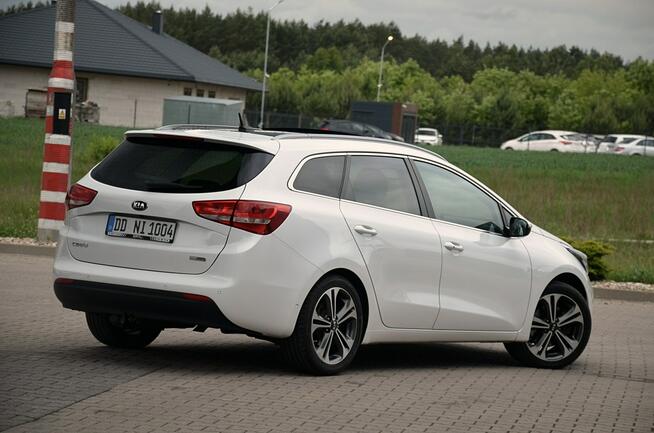 Kia Cee'd 1,6CRDI*136KM*Led*Xenon*Navi*Kamera*Panorama*Parkasist Ostrów Mazowiecka - zdjęcie 10