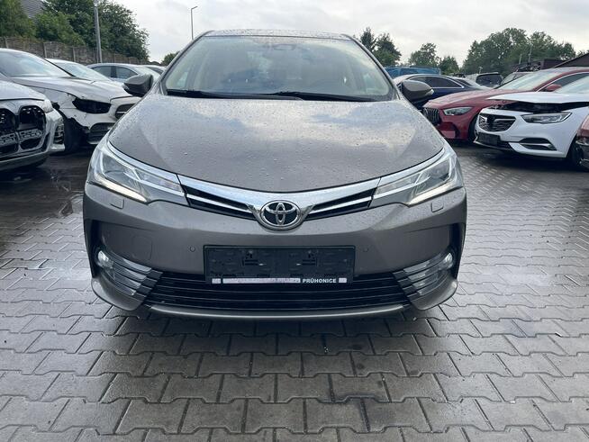 Toyota Corolla Prestige Automat Klimatronik Kamera Skóra Tempomat Gliwice - zdjęcie 9