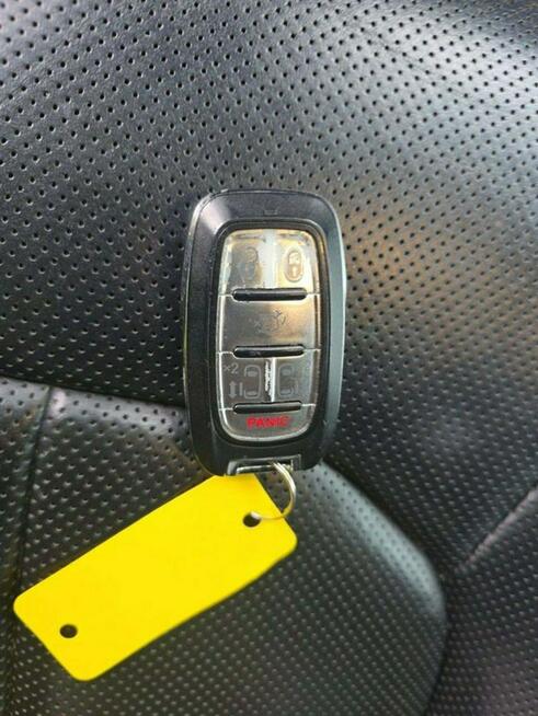Chrysler Pacifica LIMITED S / niski przebieg / mała szkoda Warszawa - zdjęcie 11